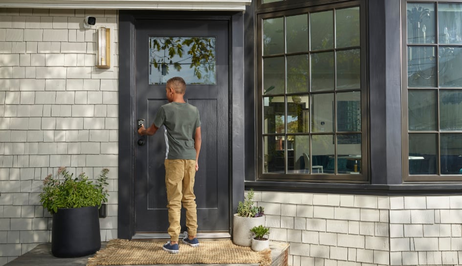 Vivint Smart Lock on home in Sugarland